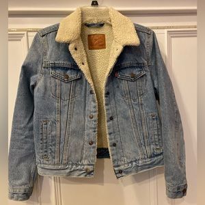 Medium Levi jean jacket.